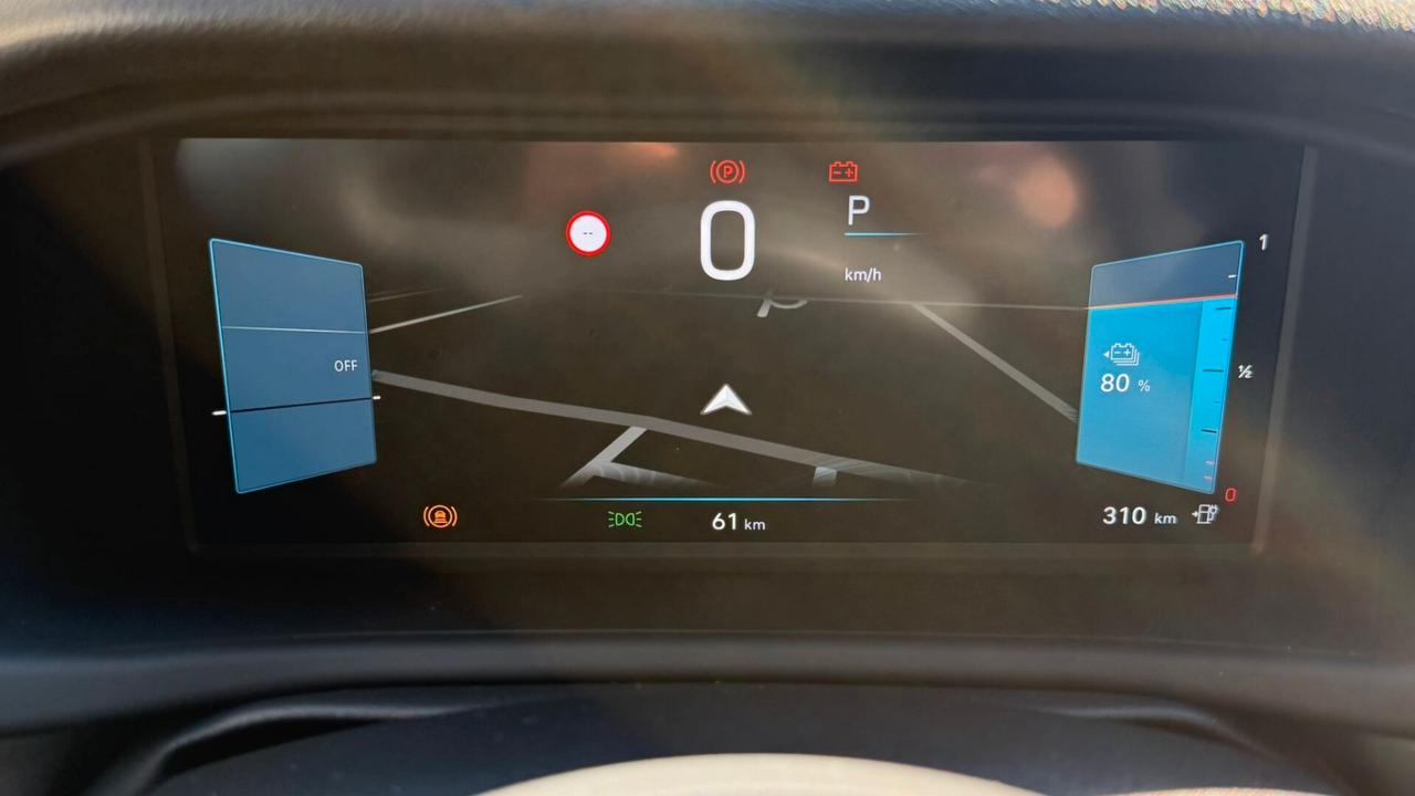 JEEP AVENGER BEV SUMMIT KM0 2026 TETTO APRIBILE