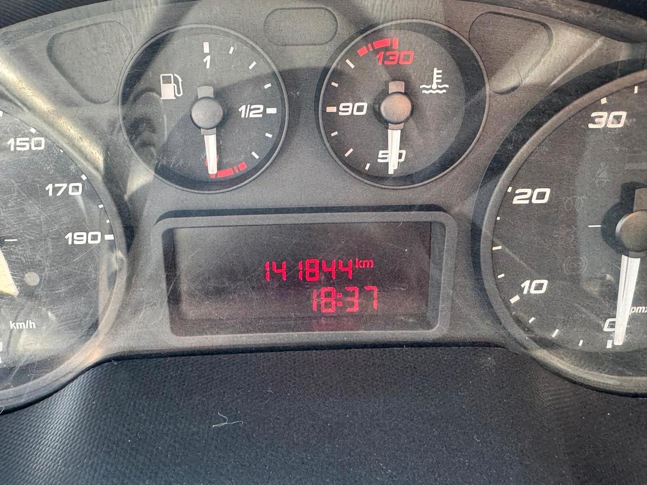 Iveco Daily 2.3 116CV Diesel - 3 POSTI