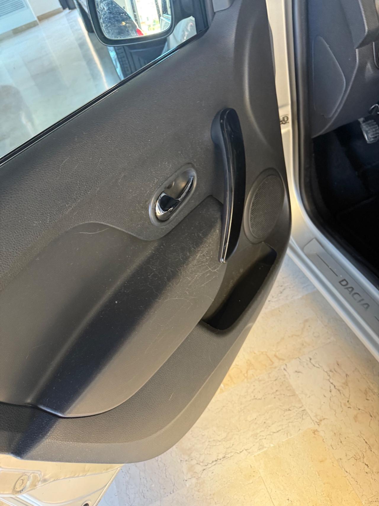 Dacia Sandero 1.2 GPL 75CV Lauréate