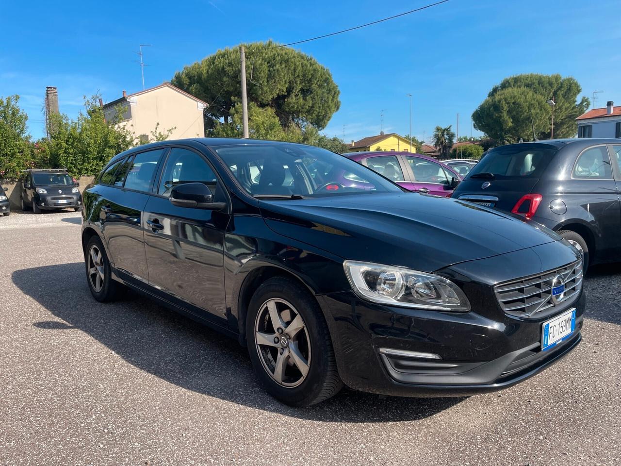 Volvo V60 D2 1.6 Kinetic ANCHE X NEOPATENTATI