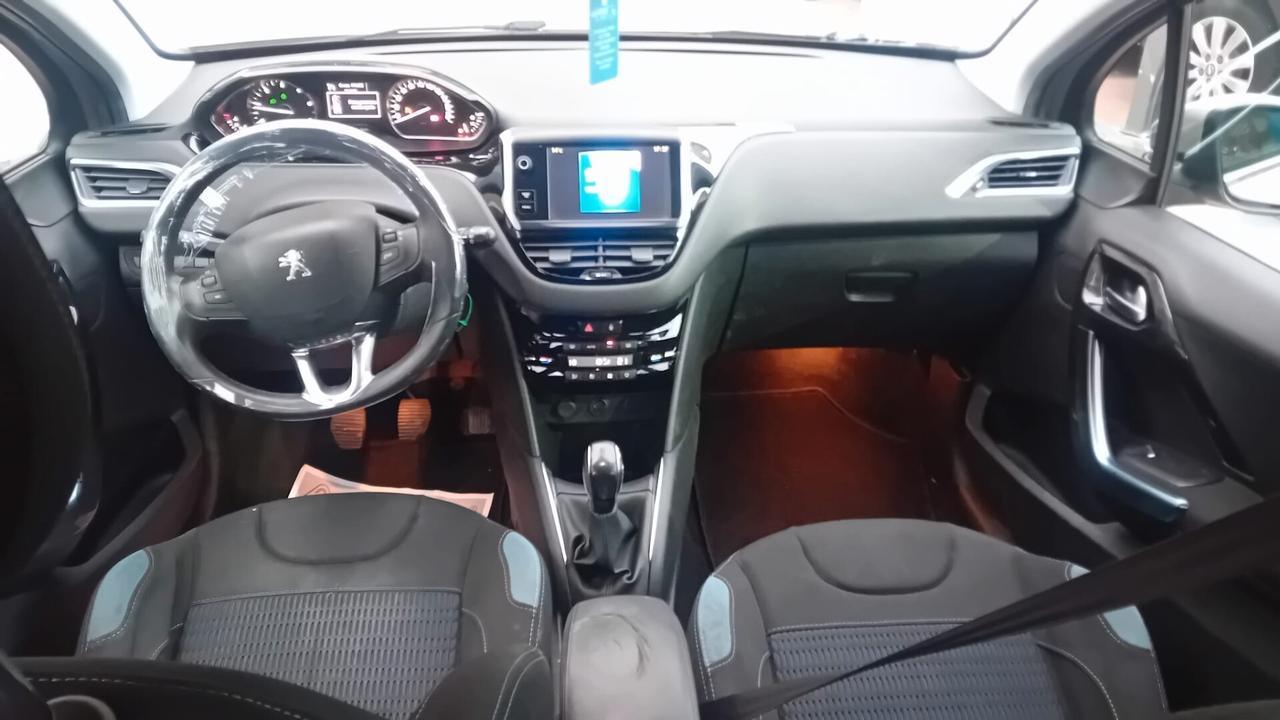 Peugeot 208 1.4 HDi 68 CV 5 porte Allure