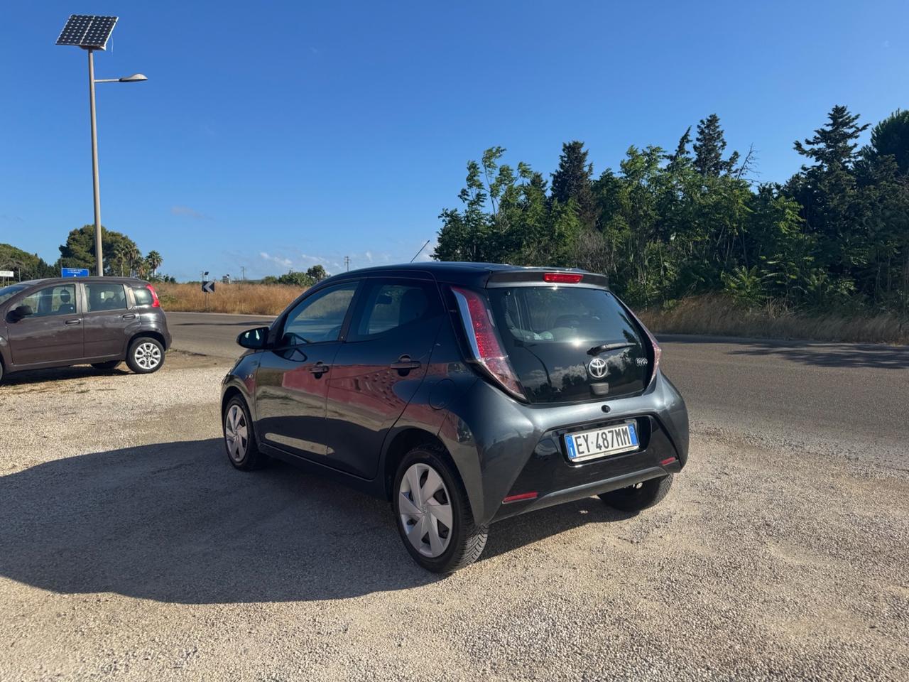 Toyota Aygo 1.0 VVT-i 69 CV 5 porte x-cool
