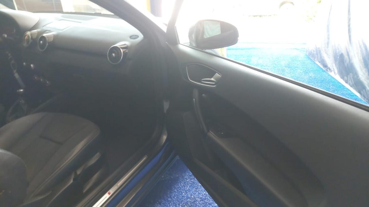 Audi A1 2.0 TDI S line edition garantita 12 mesi