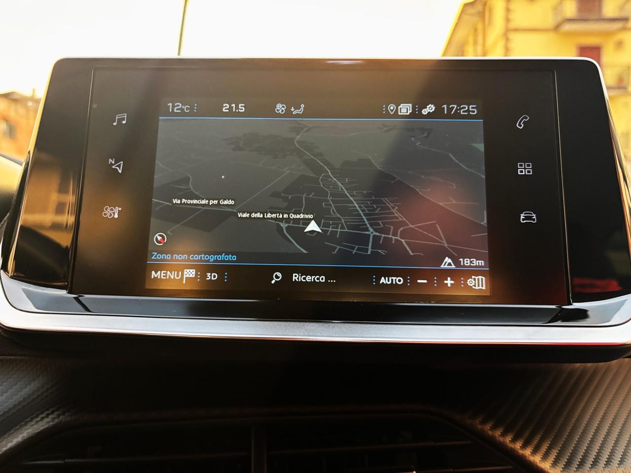 Peugeot 2008 BlueHDi 130 CV EAT8 Allure-2022