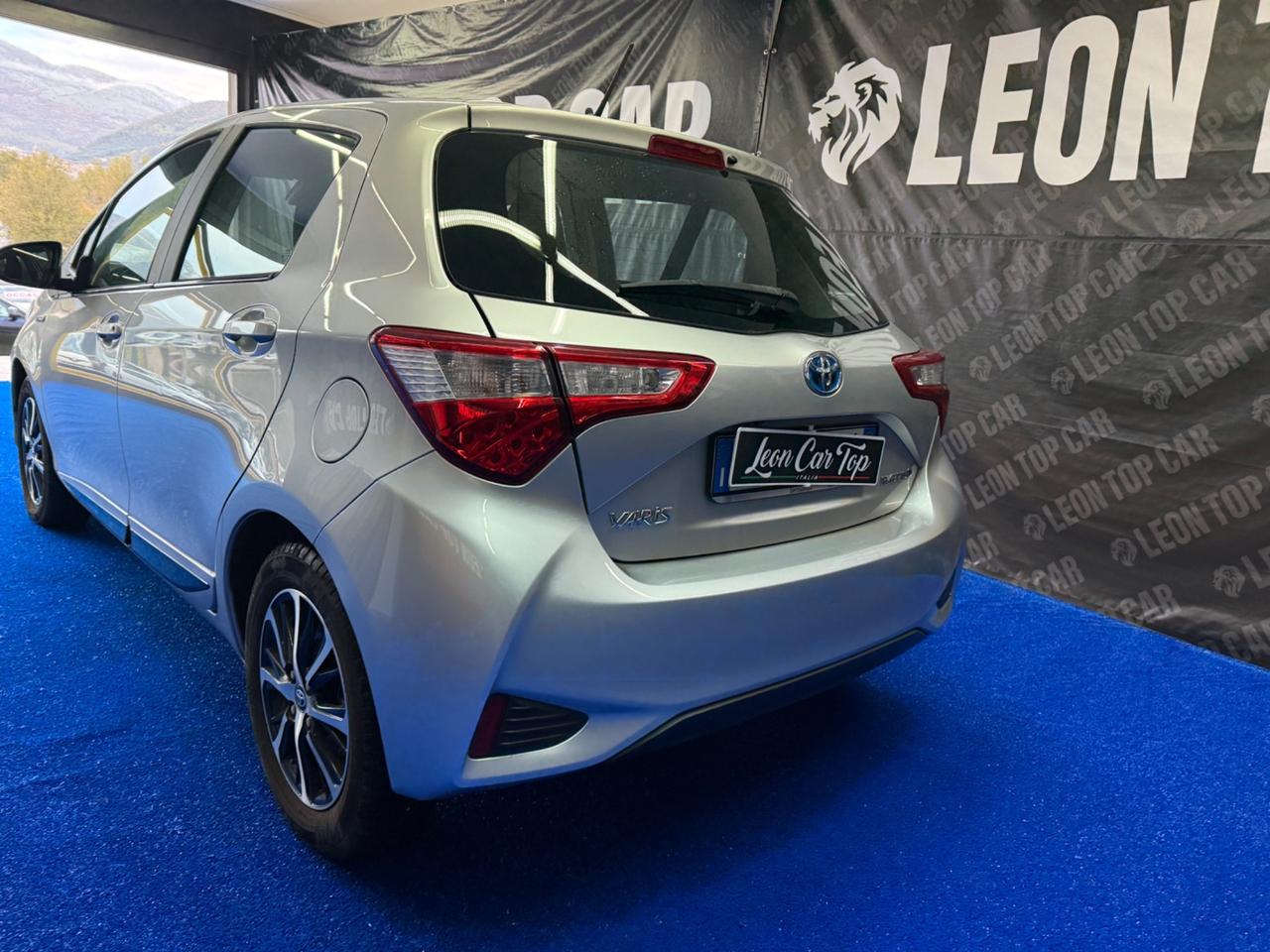 Toyota Yaris benzina hybrida Automatico km 18 mila garanzia 2028