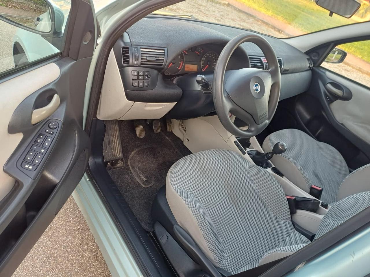 Fiat Stilo 1.4i 16V 5 porte Active