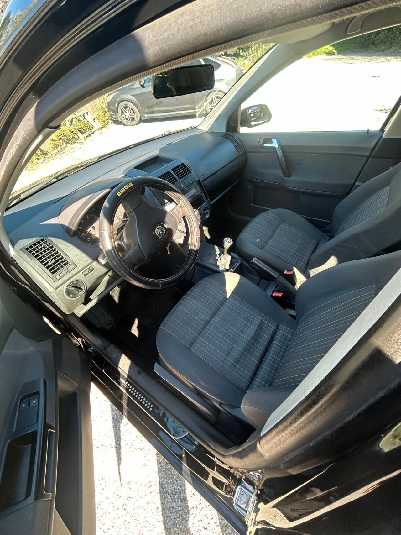 Volkswagen Polo 1.2/64CV 12V 5p. Comfortline