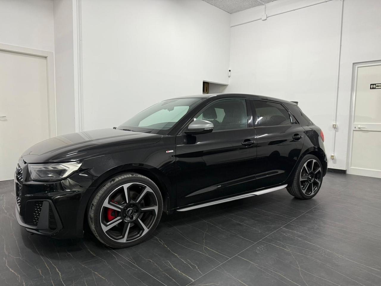 Audi A1 SPB 40 TFSI S tronic line edition
