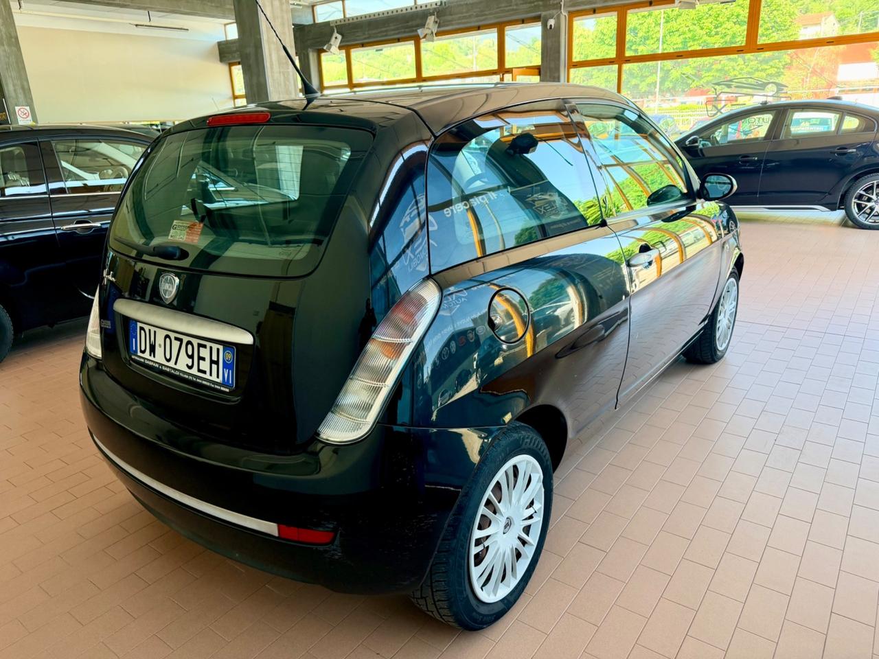 Lancia Ypsilon 1.2Benzina 60cv Neopatentati