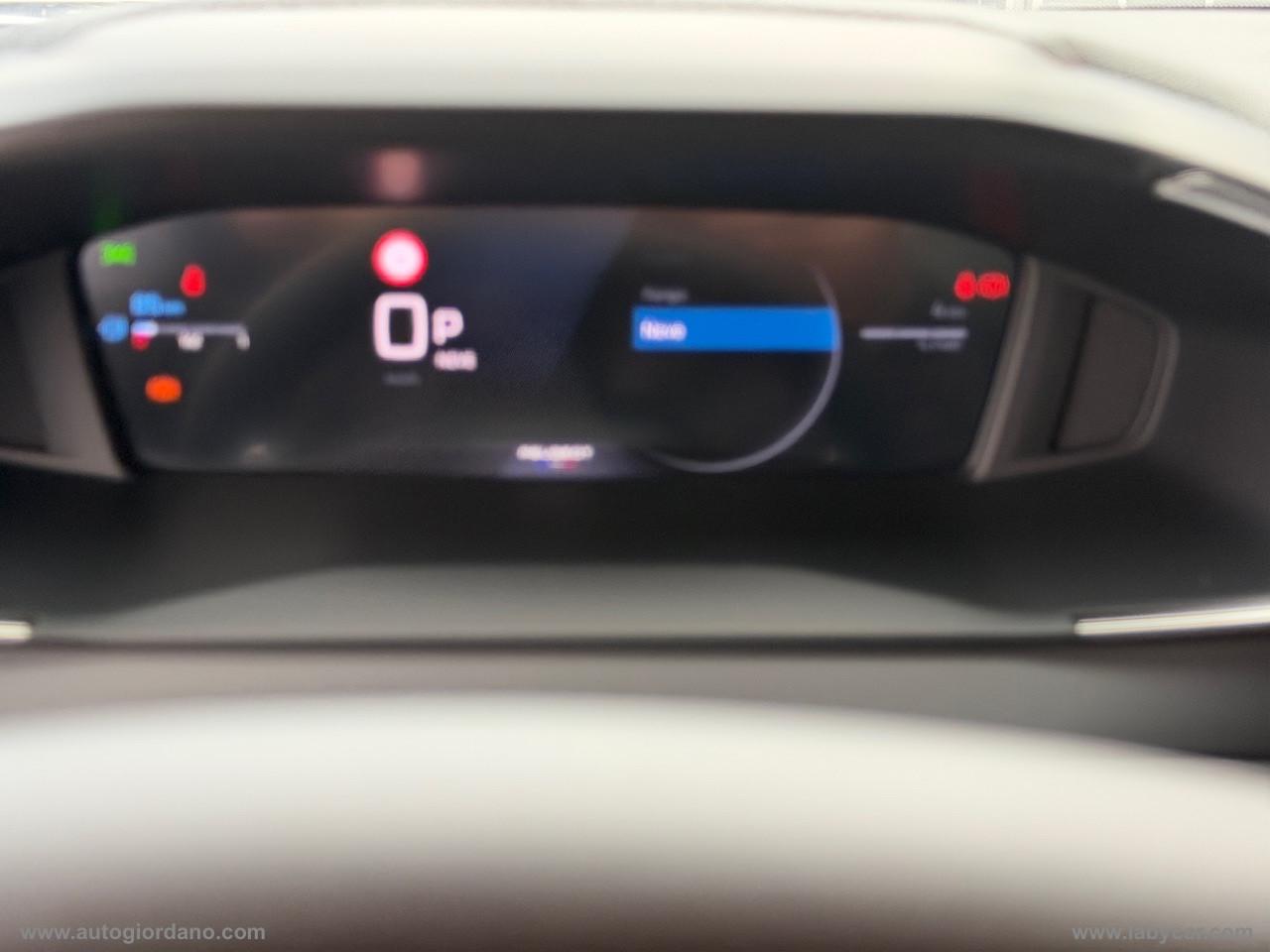 PEUGEOT 2008 Hybrid 136 e-DCS6 Allure