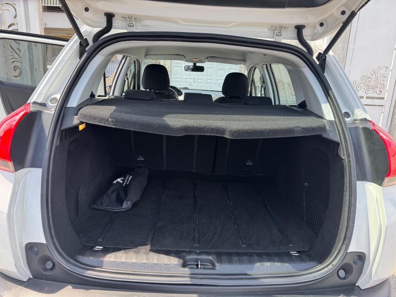 Peugeot 2008 1.6 DIESEL 92CV 2013