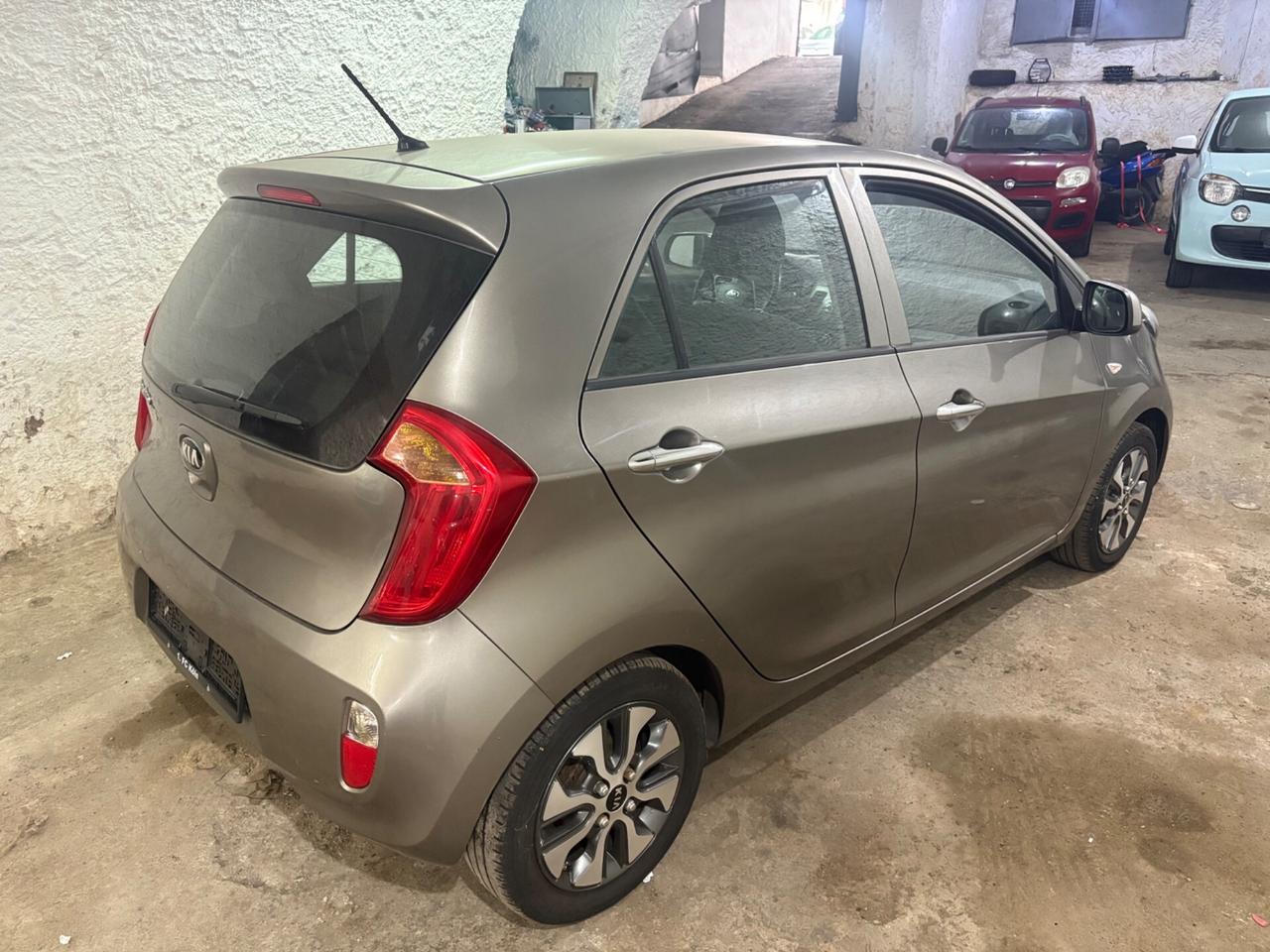 Kia Picanto 1.0 12V EcoGPL 5 porte Glam