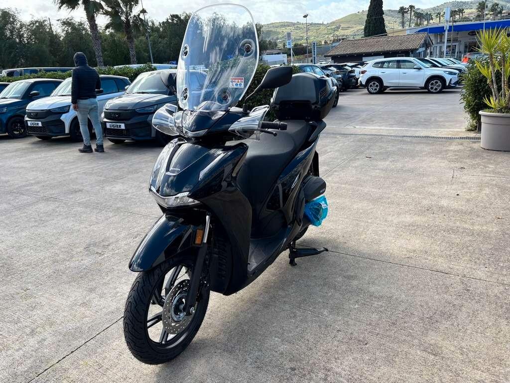 Honda SH 350 Nuovo pronto consegna Tuo a solo 65 Euro al mese