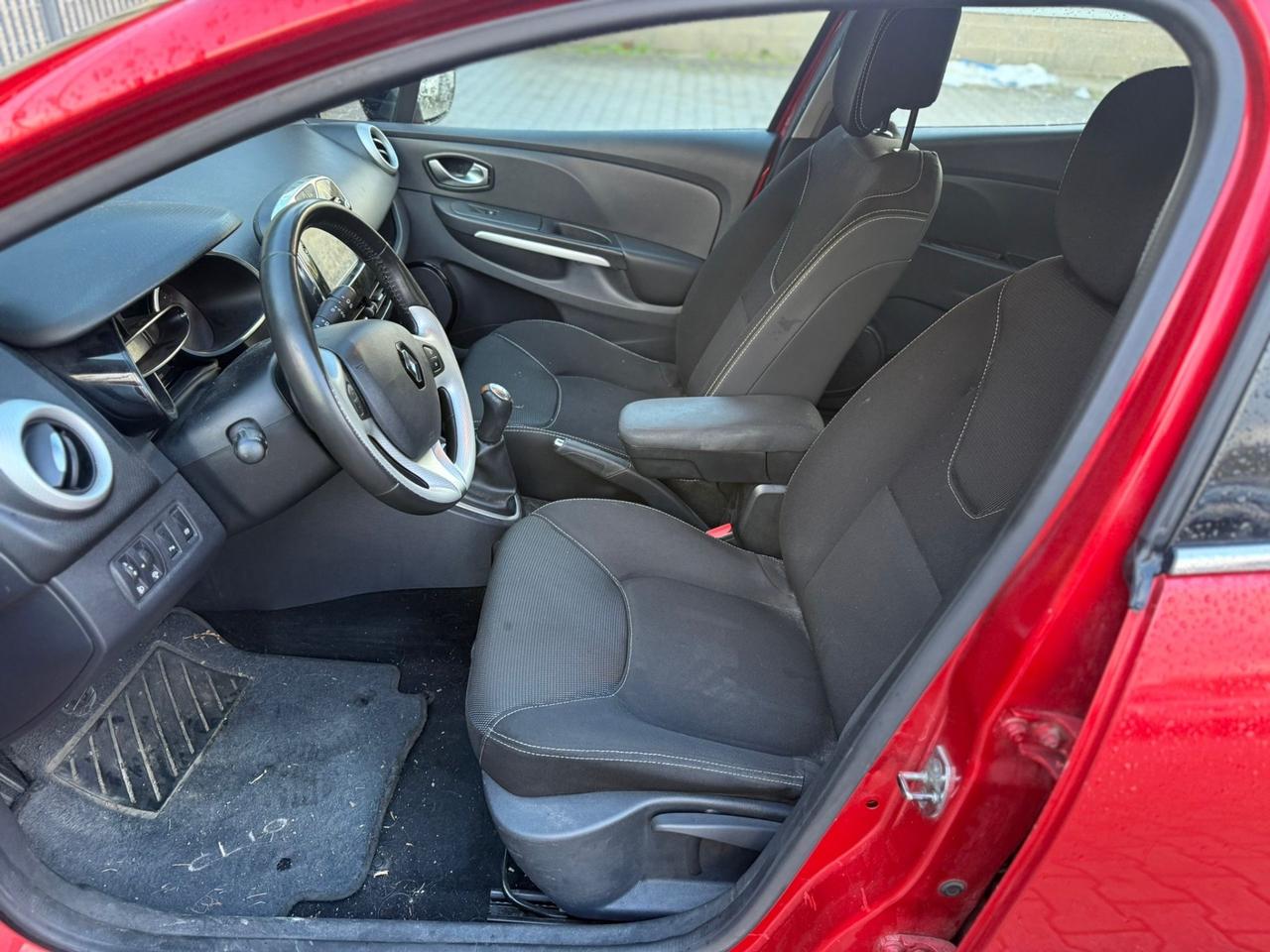 Renault Clio 1.5 75CV 5 porte Costume National