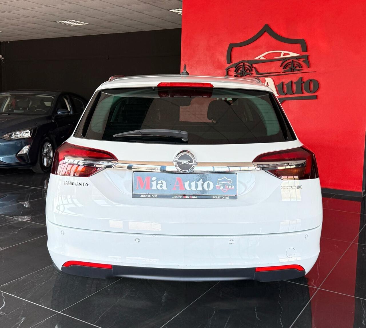 Opel Insignia 2.0 CDTI 140CV Ecopower Sports Tourer Cosmo Business