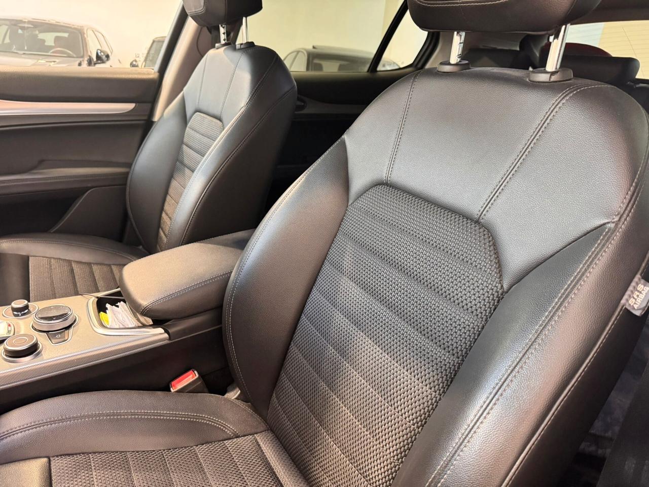 Alfa Romeo Stelvio 2.2 Turbodiesel 190 CV AT8 Q4 Sprint