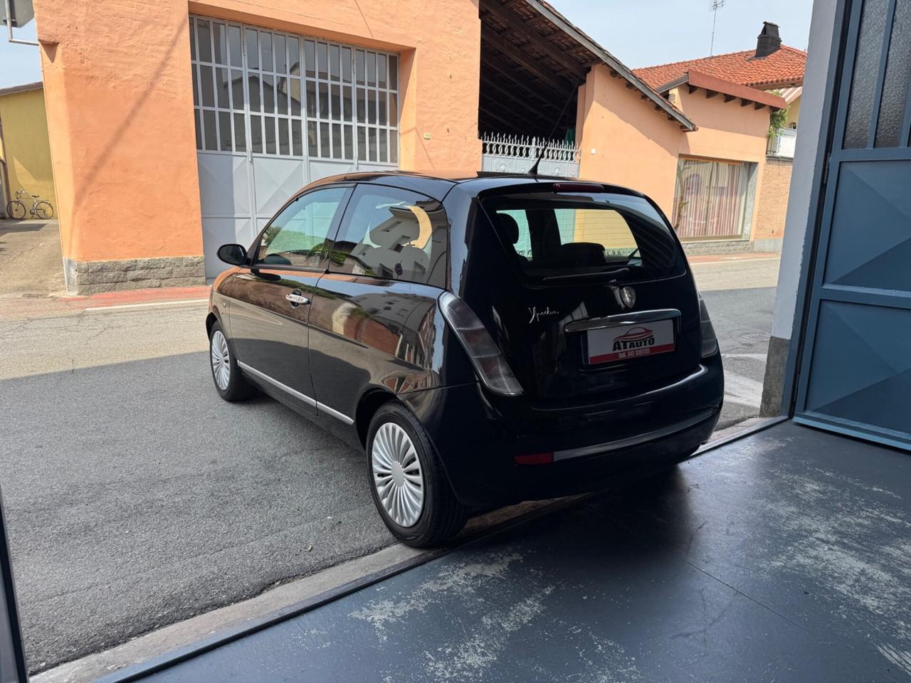 Lancia Ypsilon 1.2 Argento