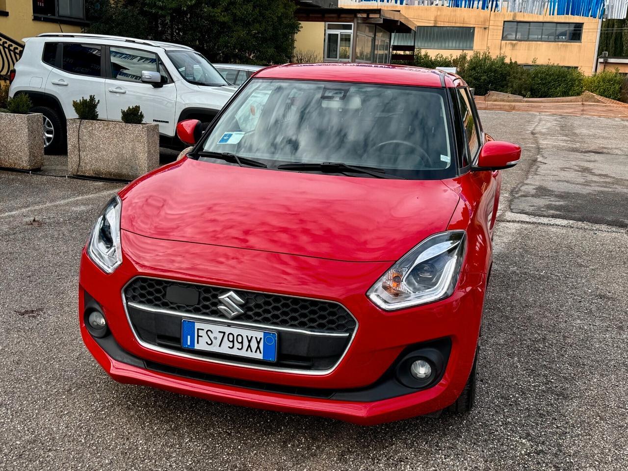 " UNA CHICCA " Suzuki Swift 1.2 Hybrid / GPL
