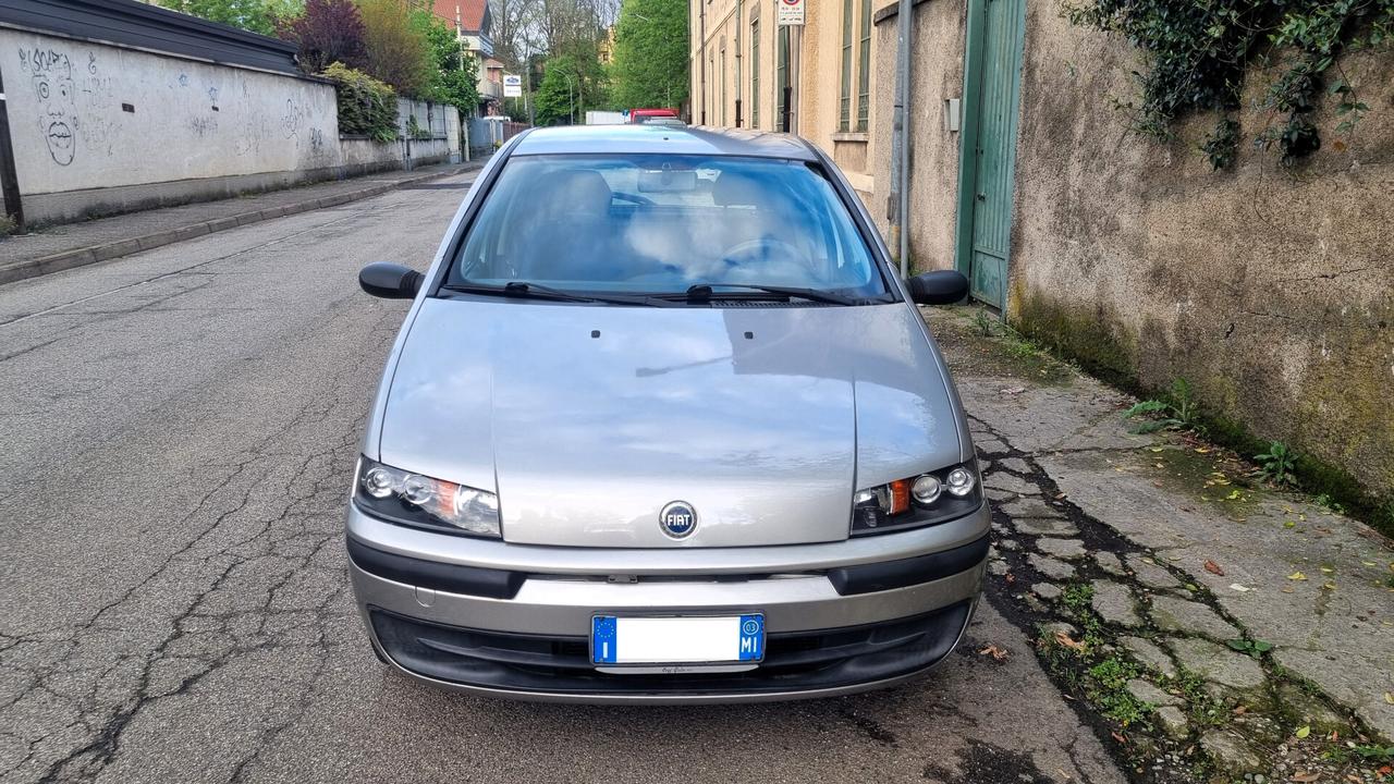 Fiat Punto 1.2i cat 5 porte ELX