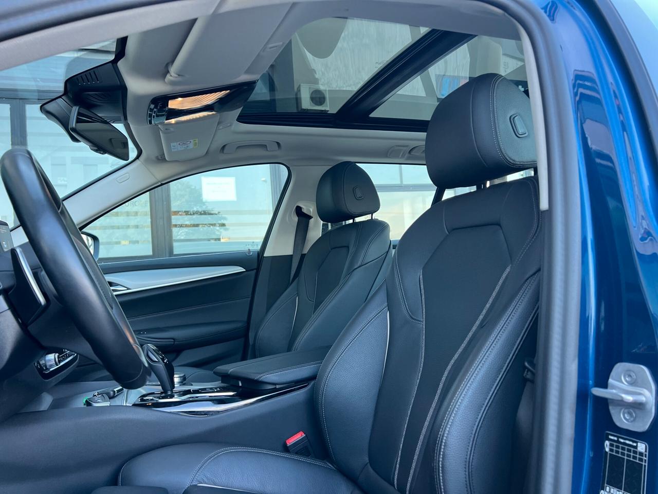 Bmw 530e xDrive Luxury Plug-in/13.000km! IVA ESPOSTA