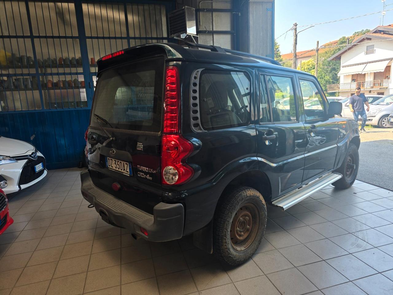 Mahindra Goa 2.5 CRDe 4WD SLX