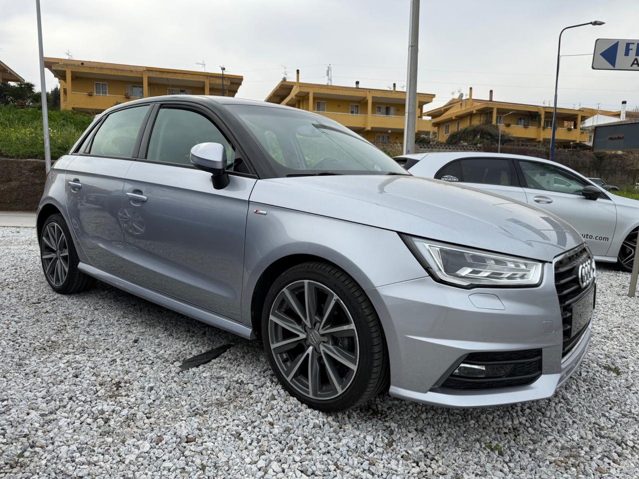 AUDI A1 Sportback S-LINE 1.4 TDI 90 CV FULL