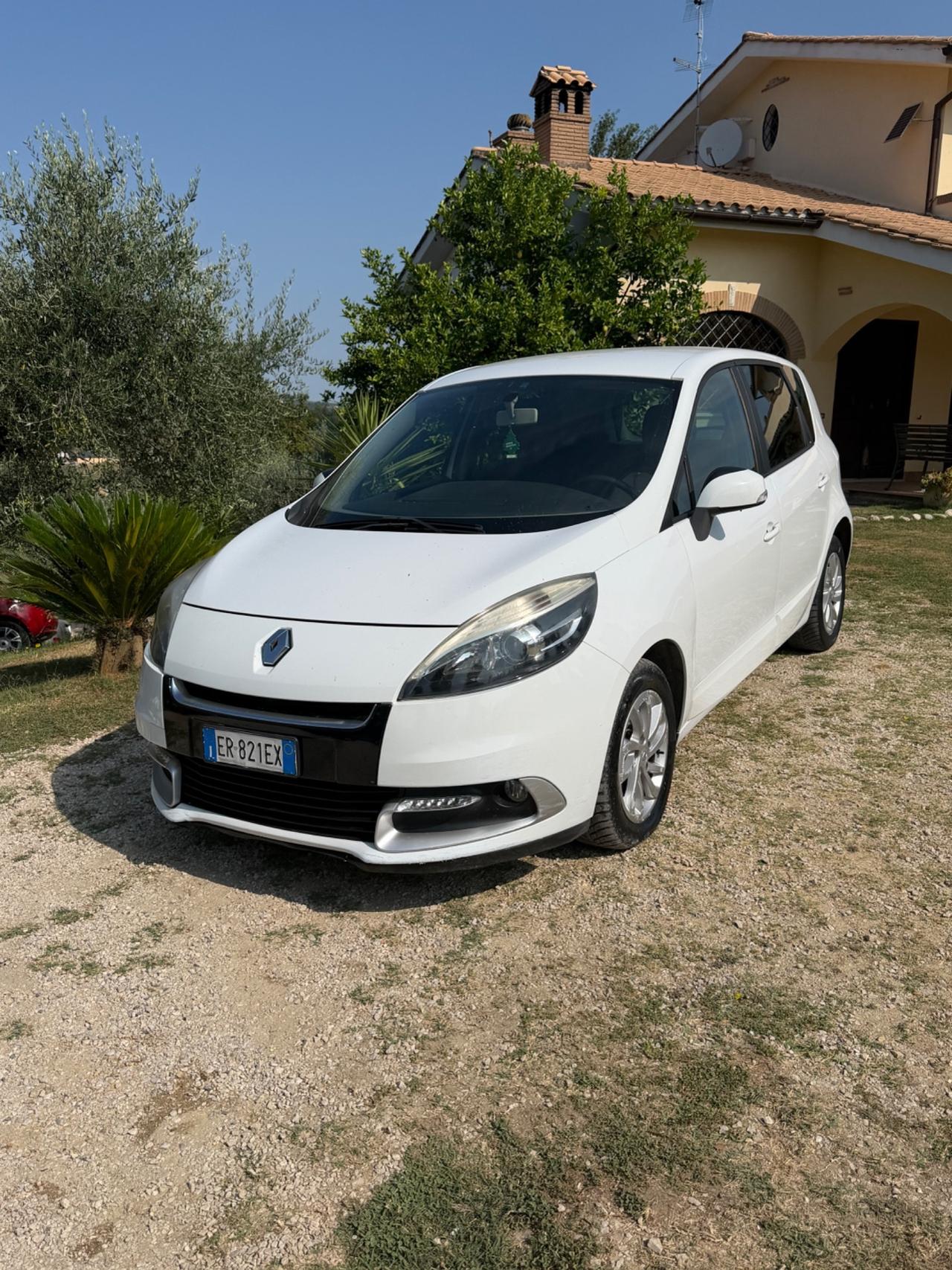 Renault Scenic Scénic XMod 1.5 dCi 110CV EDC Live