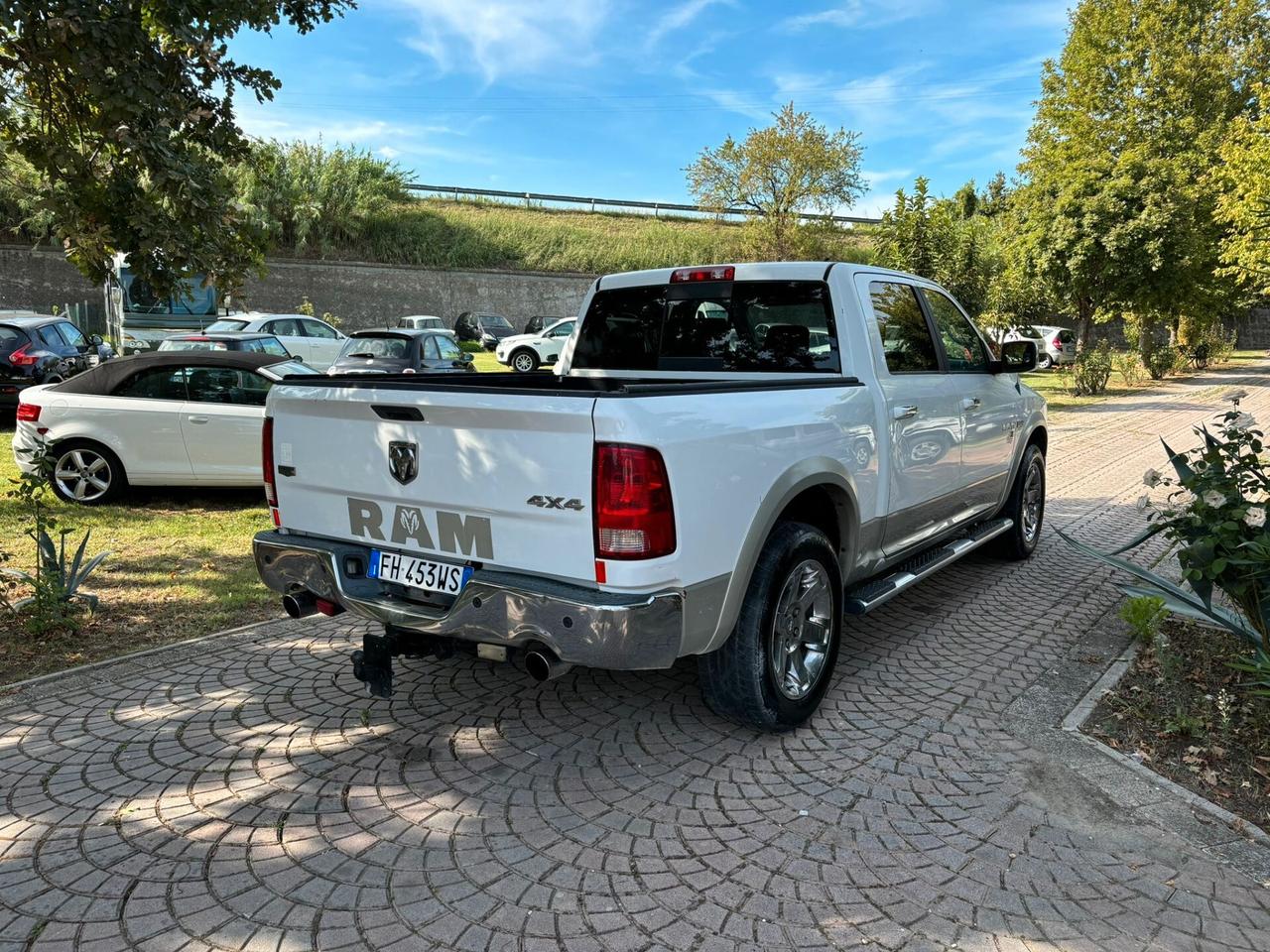 DODGE RAM 5.7 LARAMIE 4X4 GPL AUTOCARRO BELLISSIMO FULL FULL OPZIONAL PERMUTABILE