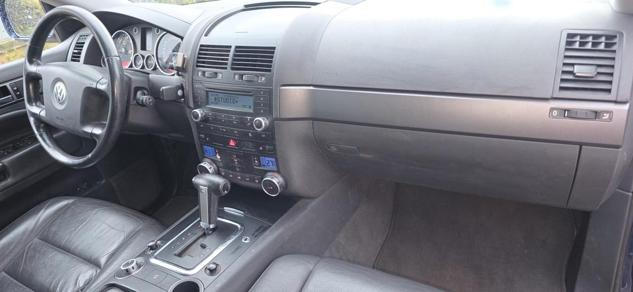 Volkswagen Touareg 3.0 V6 TDI DPF tiptronic 4x4