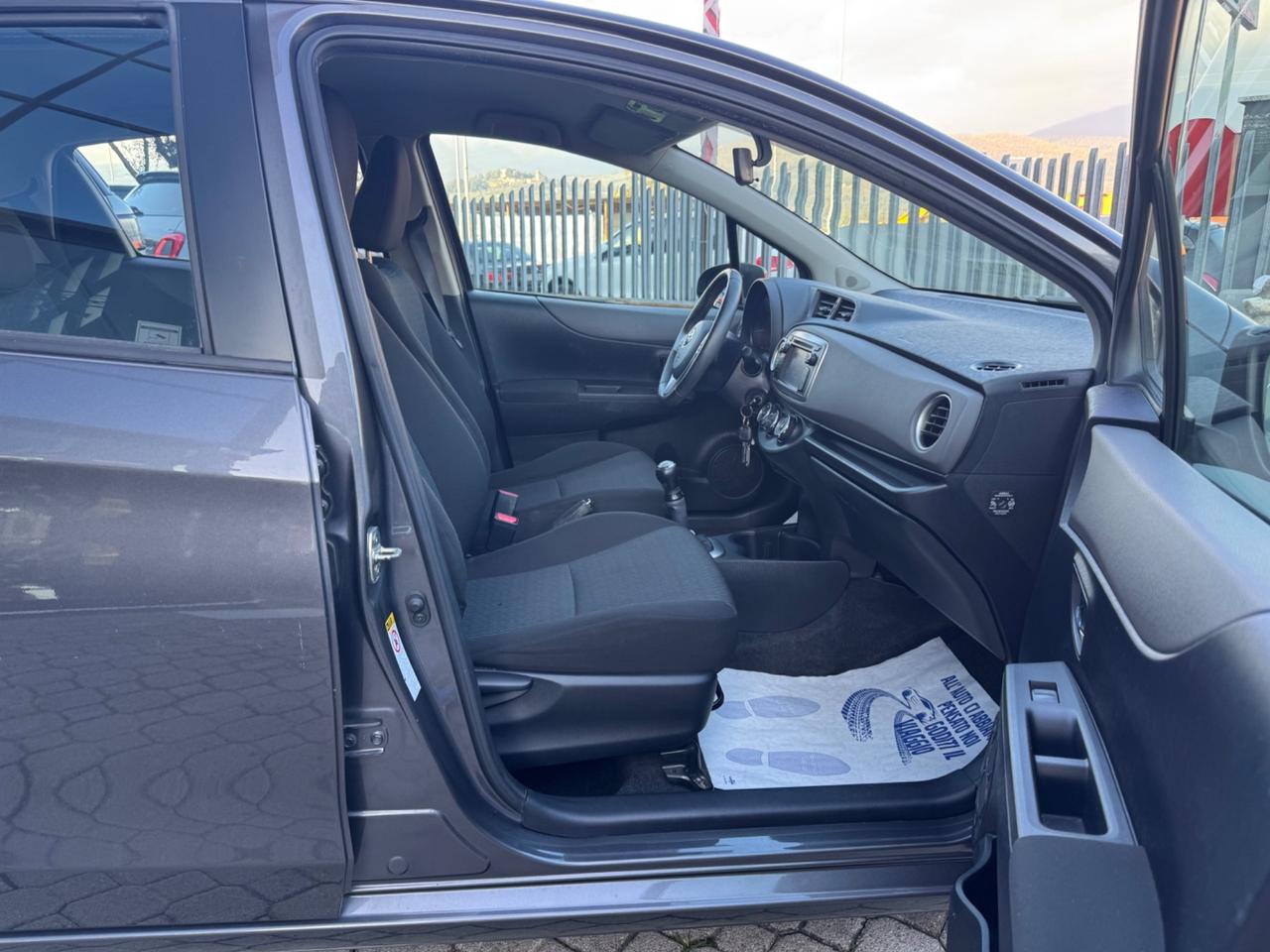 Toyota Yaris 1.0 5 porte Lounge