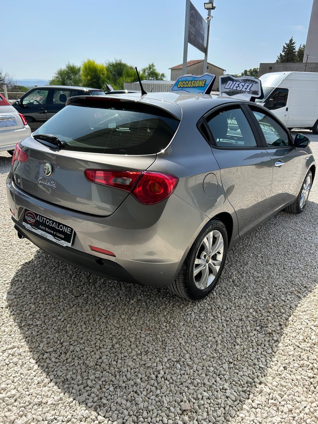 Alfa Romeo Giulietta 1.6 JTDm-2 105 CV Distinctive