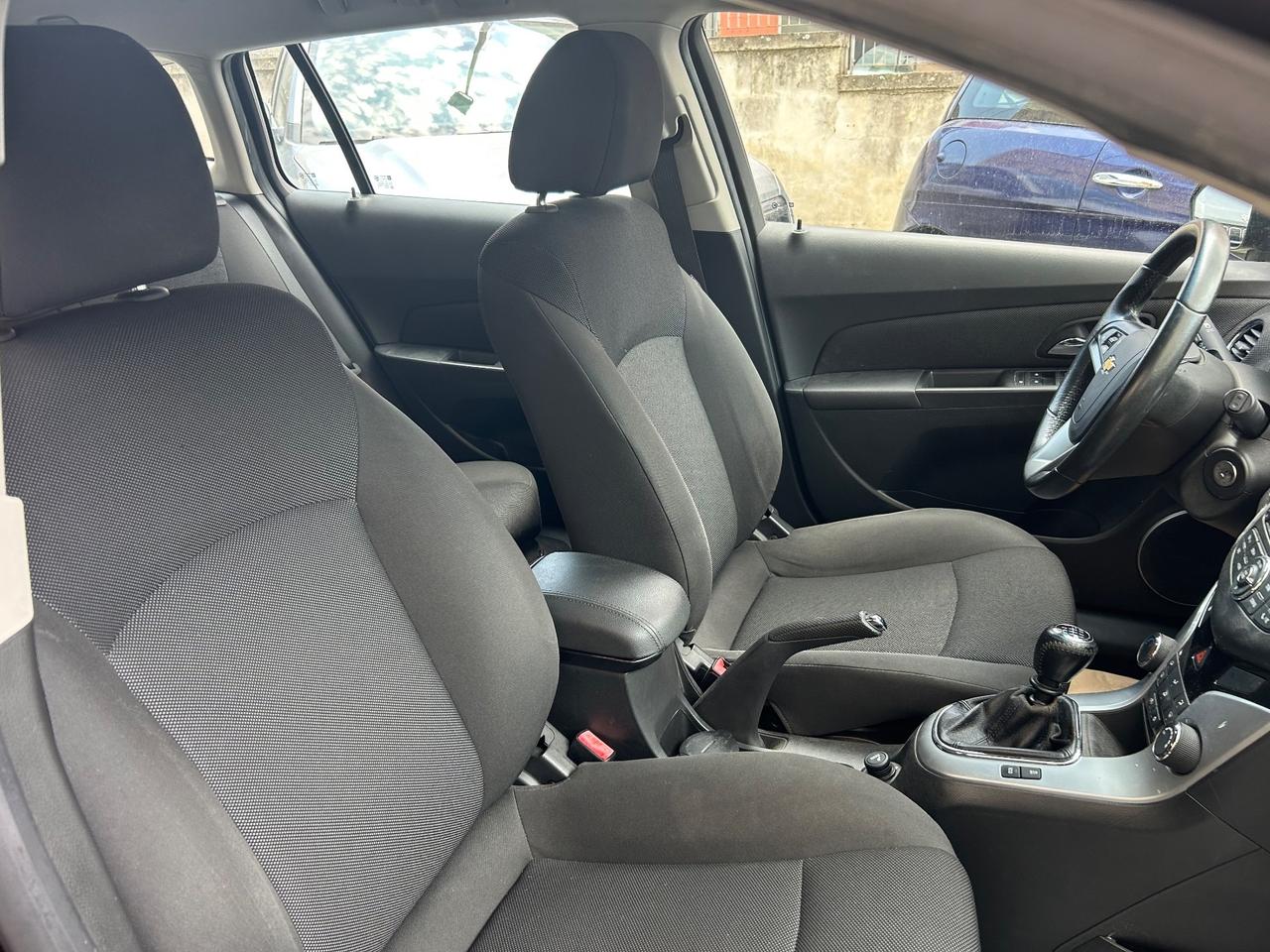 Chevrolet Cruze 1.7 Diesel Station Wagon LT