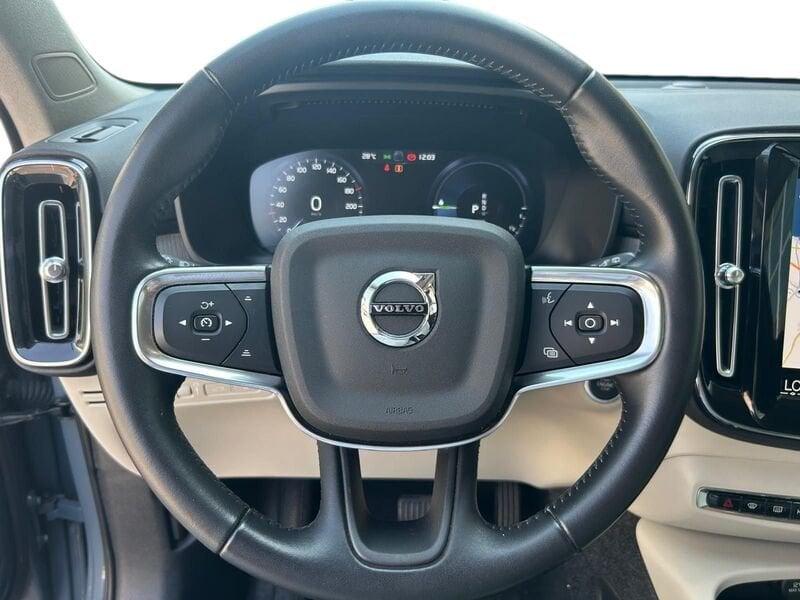 Volvo XC40 Recharge T4 129+82 CV Recharge Plug-in Hybrid Inscription