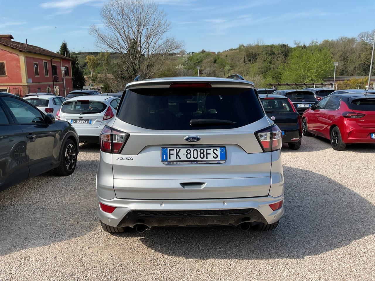 Ford Kuga 1.5 TDCI 120 CV S&S 2WD Powershift ST-Line