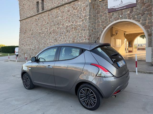 LANCIA Ypsilon 1.2 69CV GPL GOLD+SCHERMO+SENSORI+5 POSTI