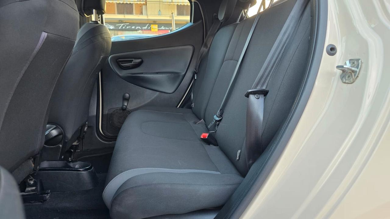 Lancia Ypsilon 1.2 69 CV 5 porte Elle