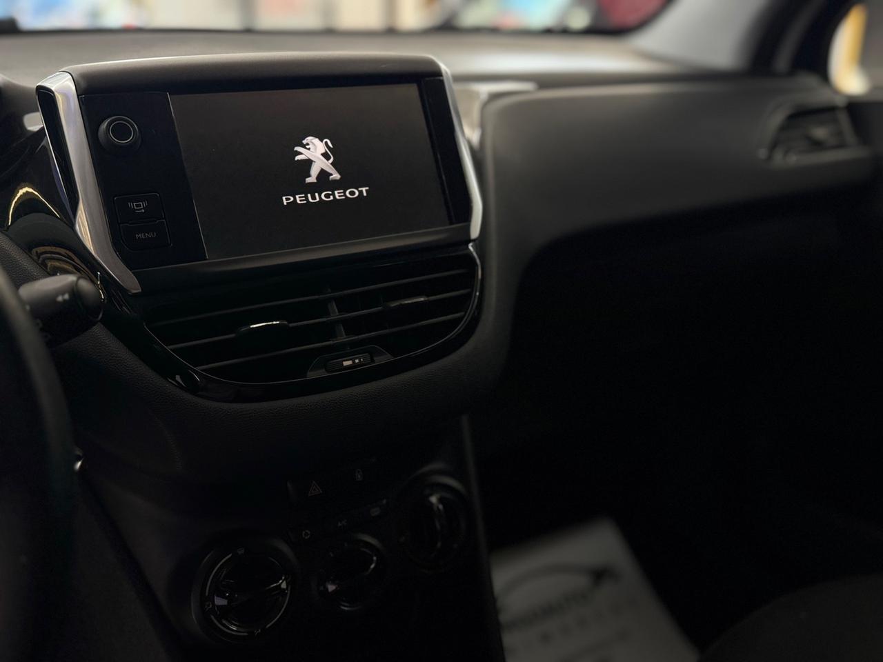 Peugeot 208 1.4 HDi 68Cv Allure-Iper Full