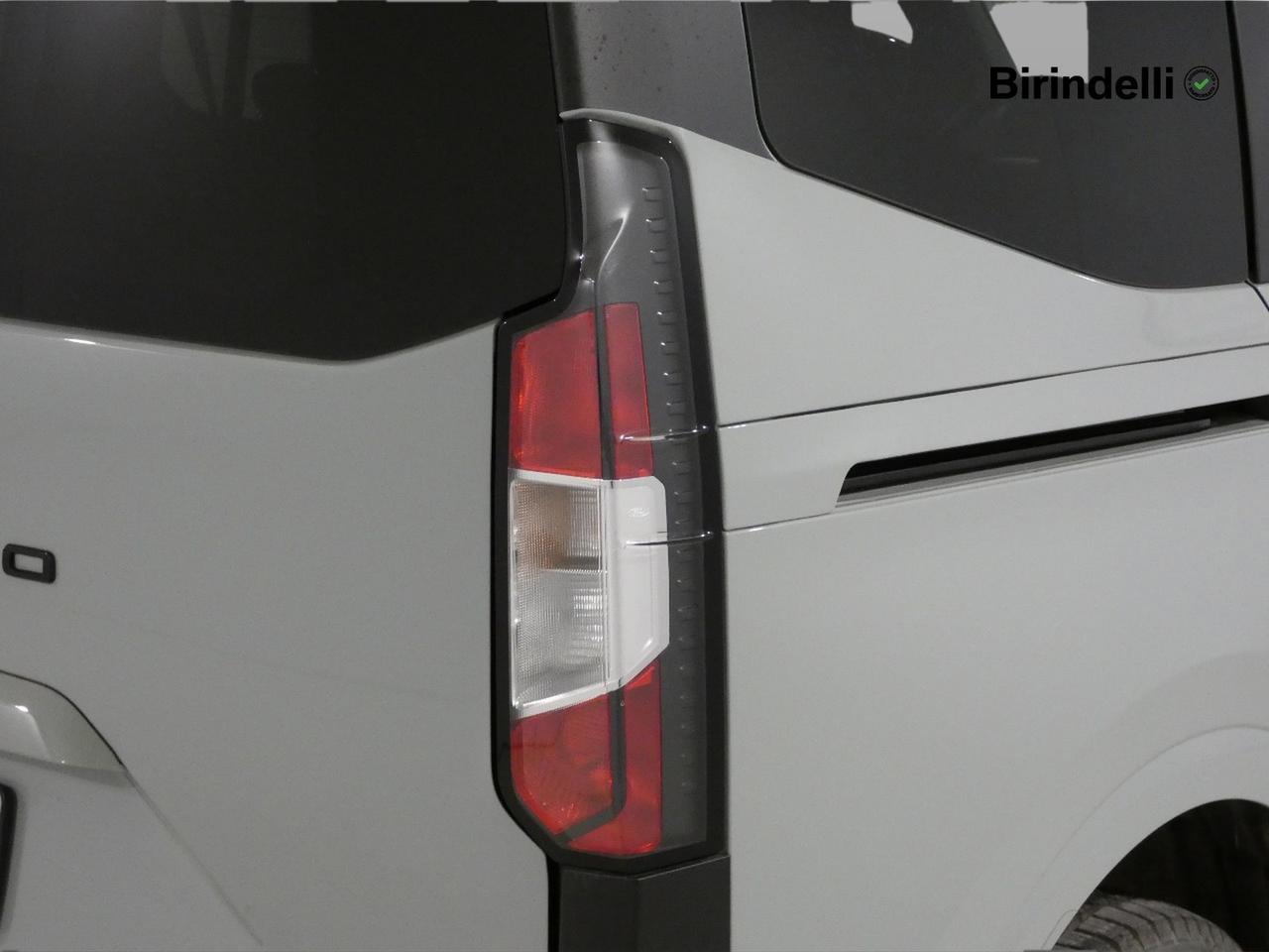 FORD Tourneo Courier 2ªs - Tourneo Courier 1.0 EcoBoost Titanium