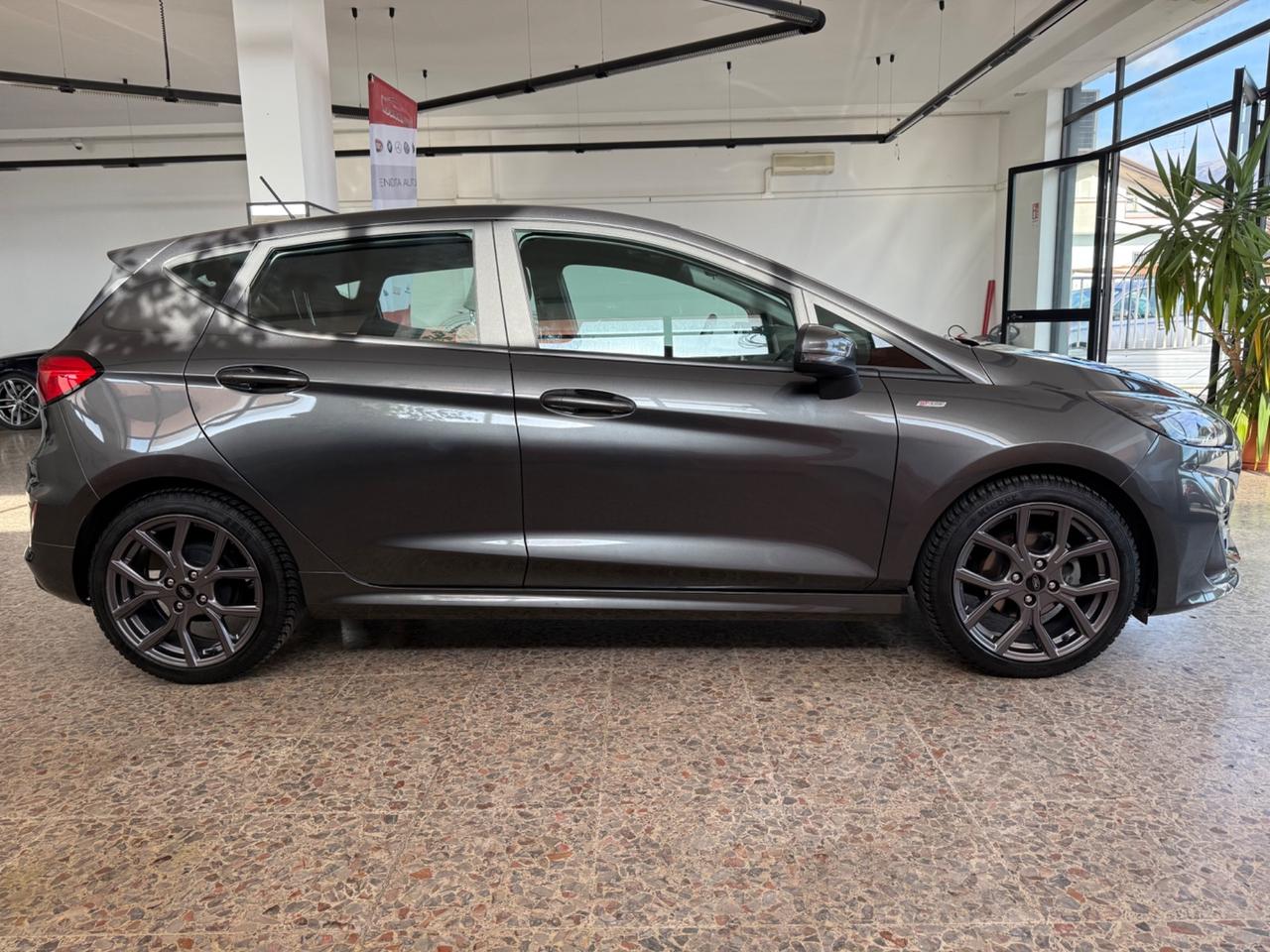 Ford Fiesta 1.0 Ecoboost Hybrid 125 CV 5 porte ST-Line