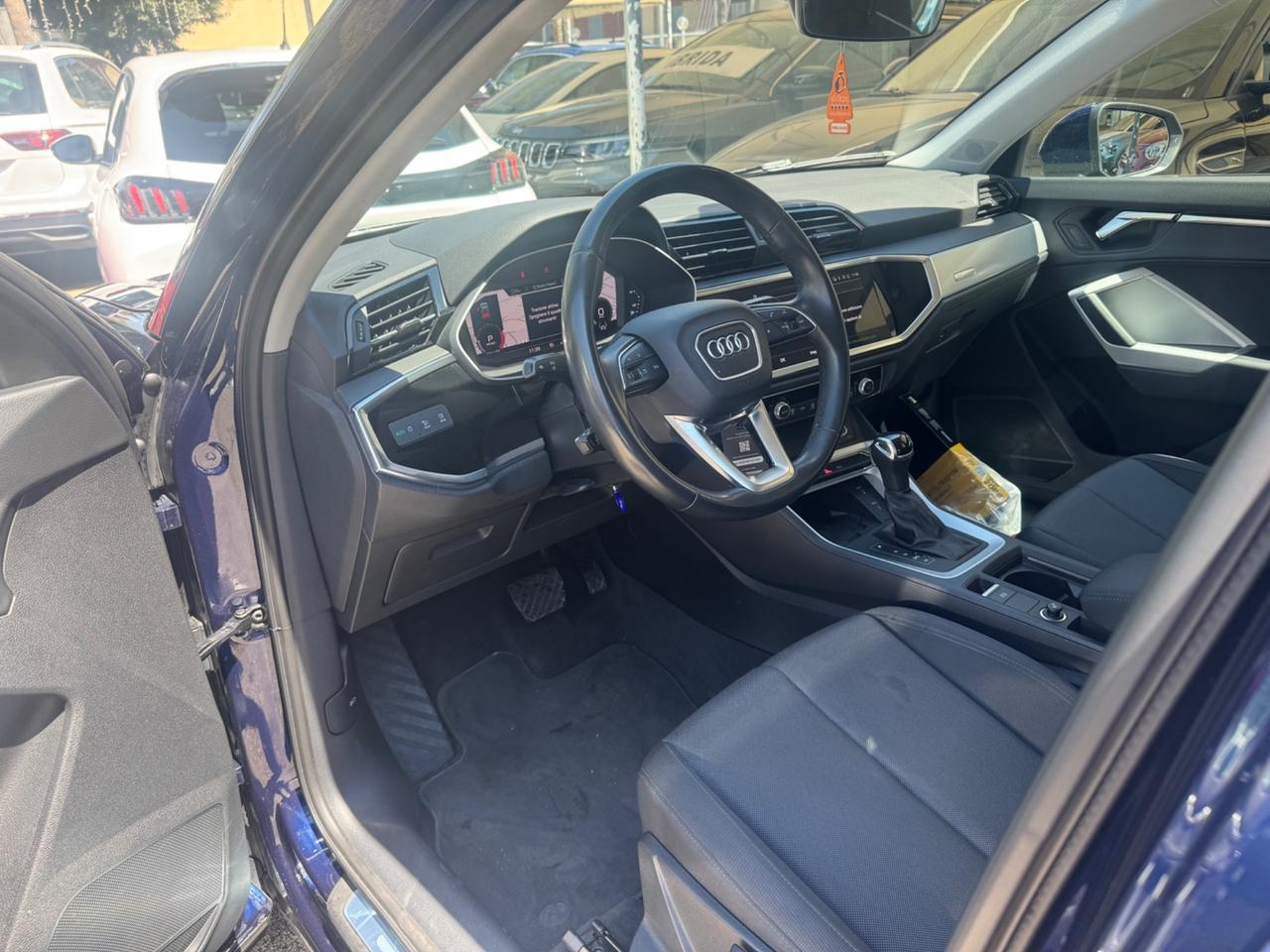 Audi Q3 35 TDI S tronic line edition