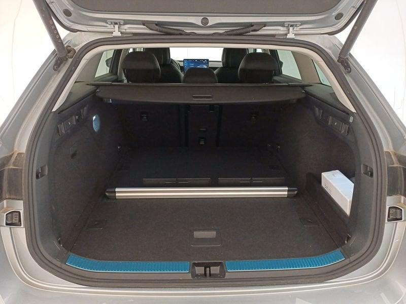 Skoda Superb WAGON 2.0 TDI SELECTION DSG MY 24
