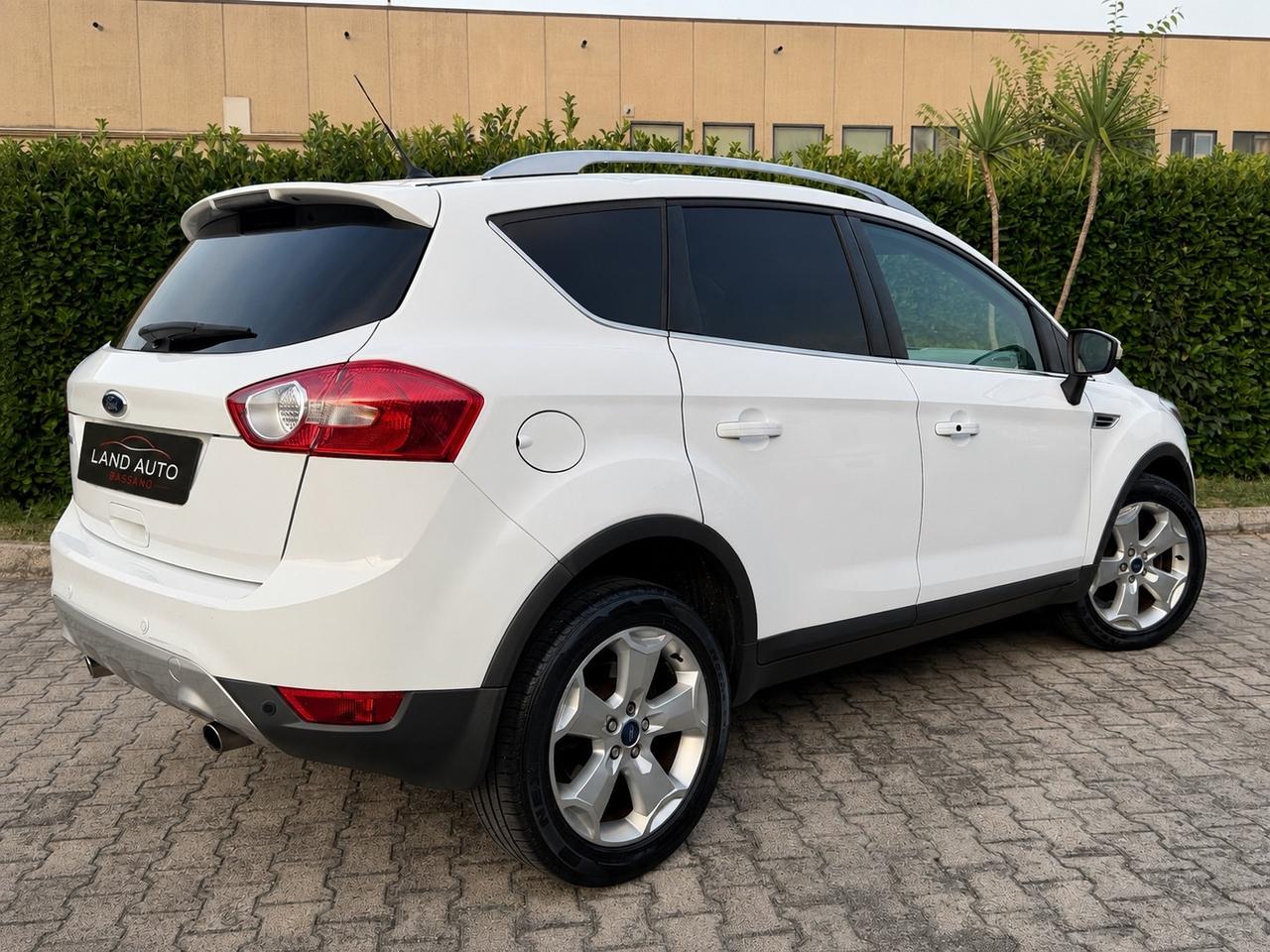 Ford Kuga 2.0 TDCi 163 CV 4WD Titanium