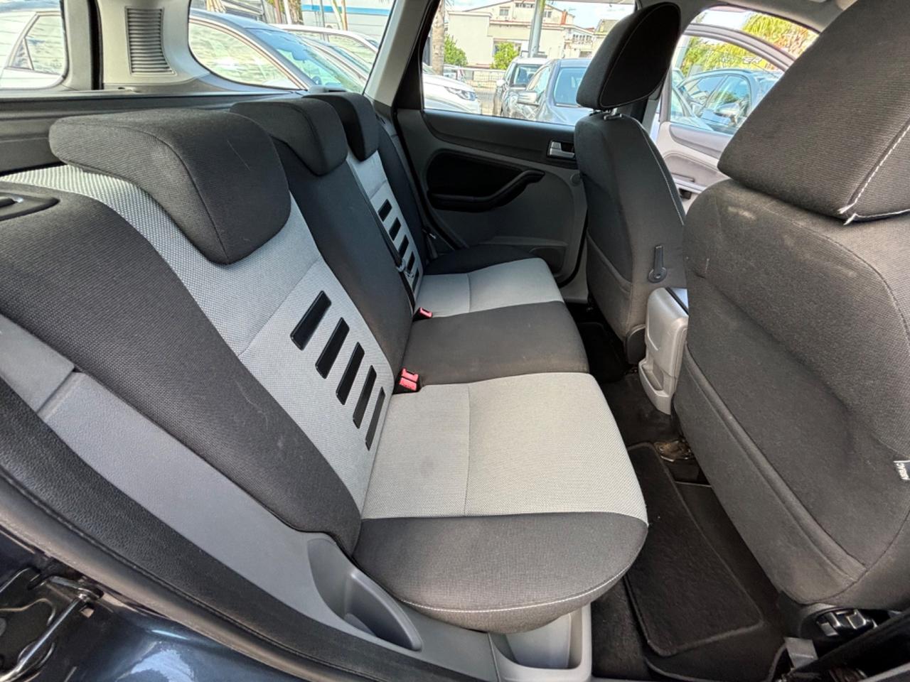 FORD FOCUS SW 1.6TDCI 90CV TITANIUM