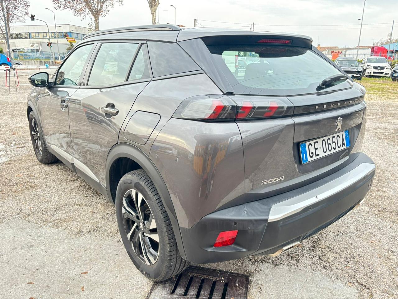 Peugeot 2008 PureTech 130 S&S EAT8 Style