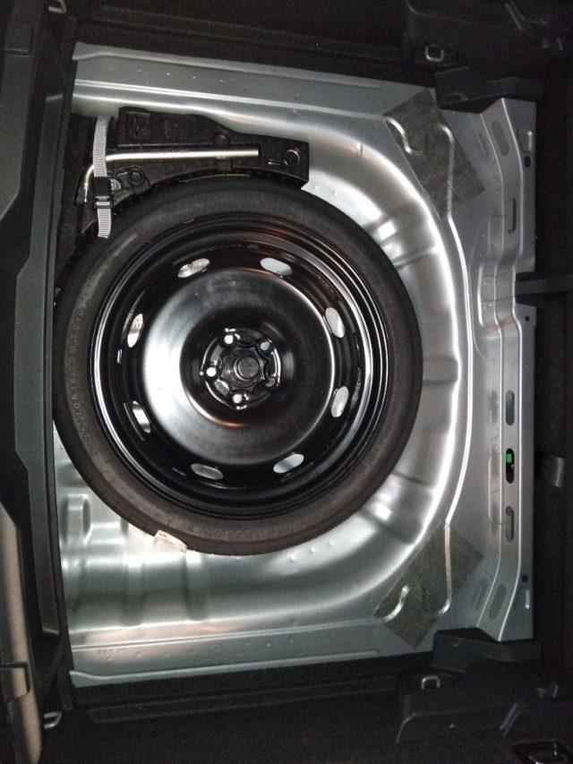 VOLKSWAGEN T-Roc 1.5 TSI ACT DSG R-Line 18" VIDEO LED