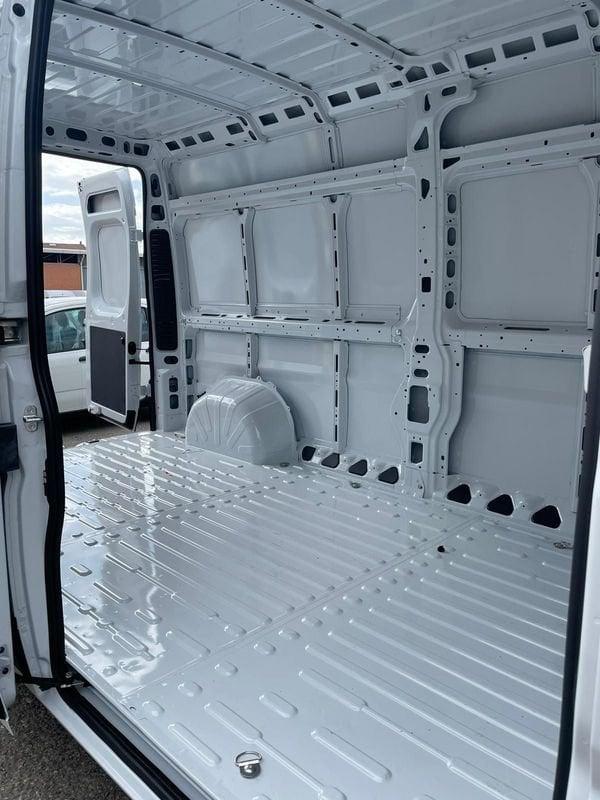FIAT Ducato 35 2.2 Mjt 140CV PLM-TM Furgone - PRONTA CONSEGNA