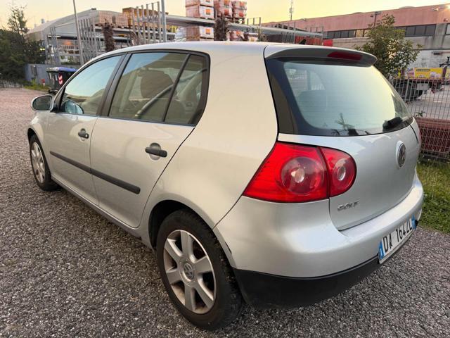 VOLKSWAGEN Golf 1.6 5p. Trendline senza nessun lavoro da fare