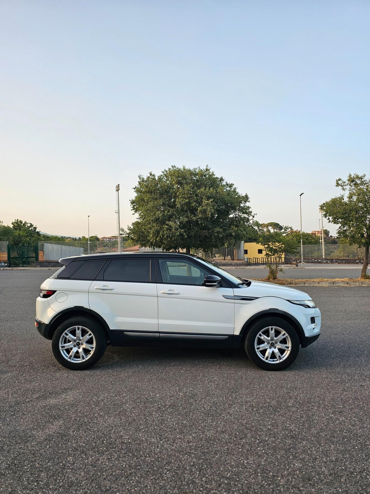 Land Rover Range Evoque 2.2 TD4 150cv 5p.