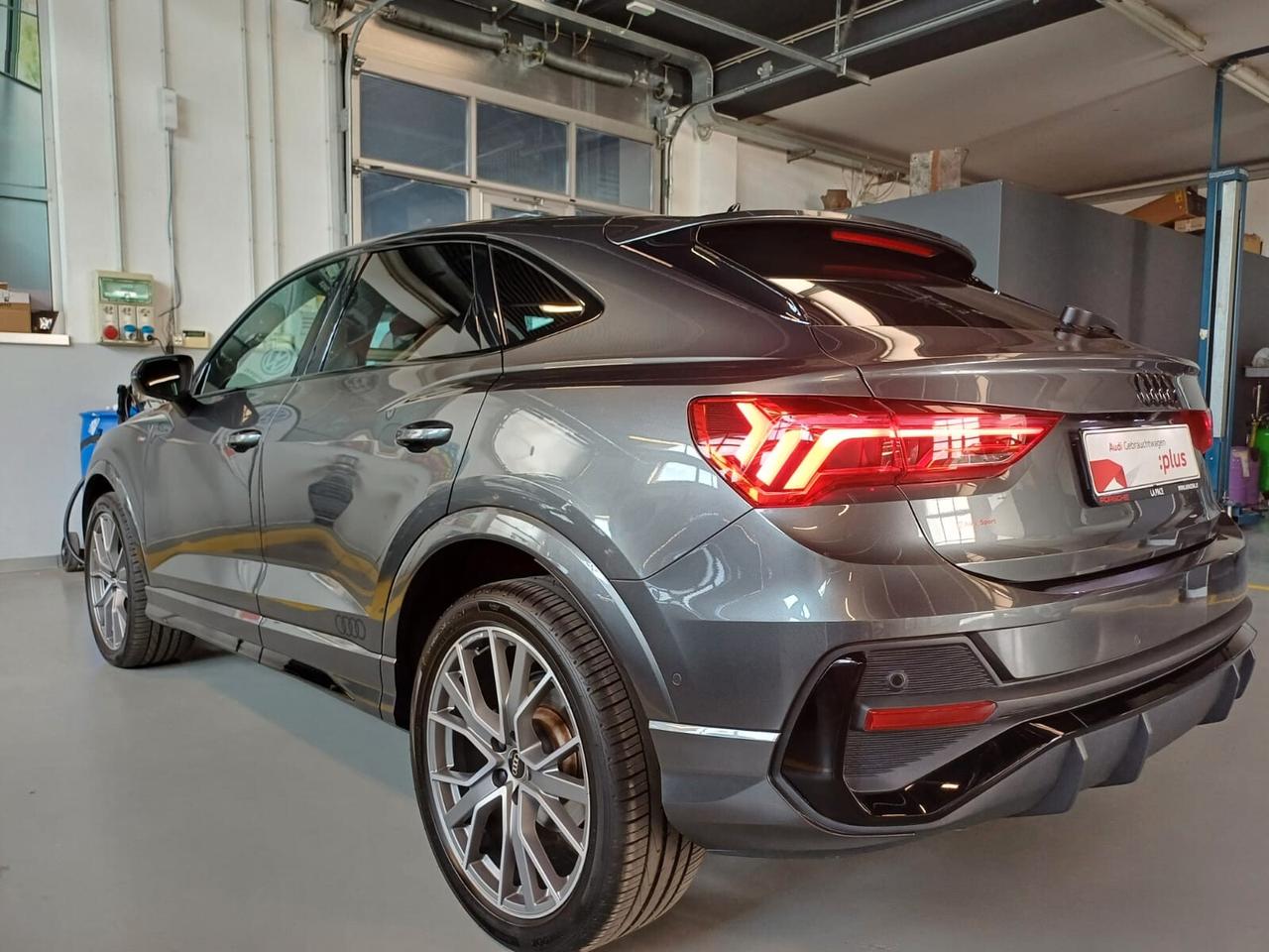 Audi Q3 SPB 35 TFSI S tronic S line edition