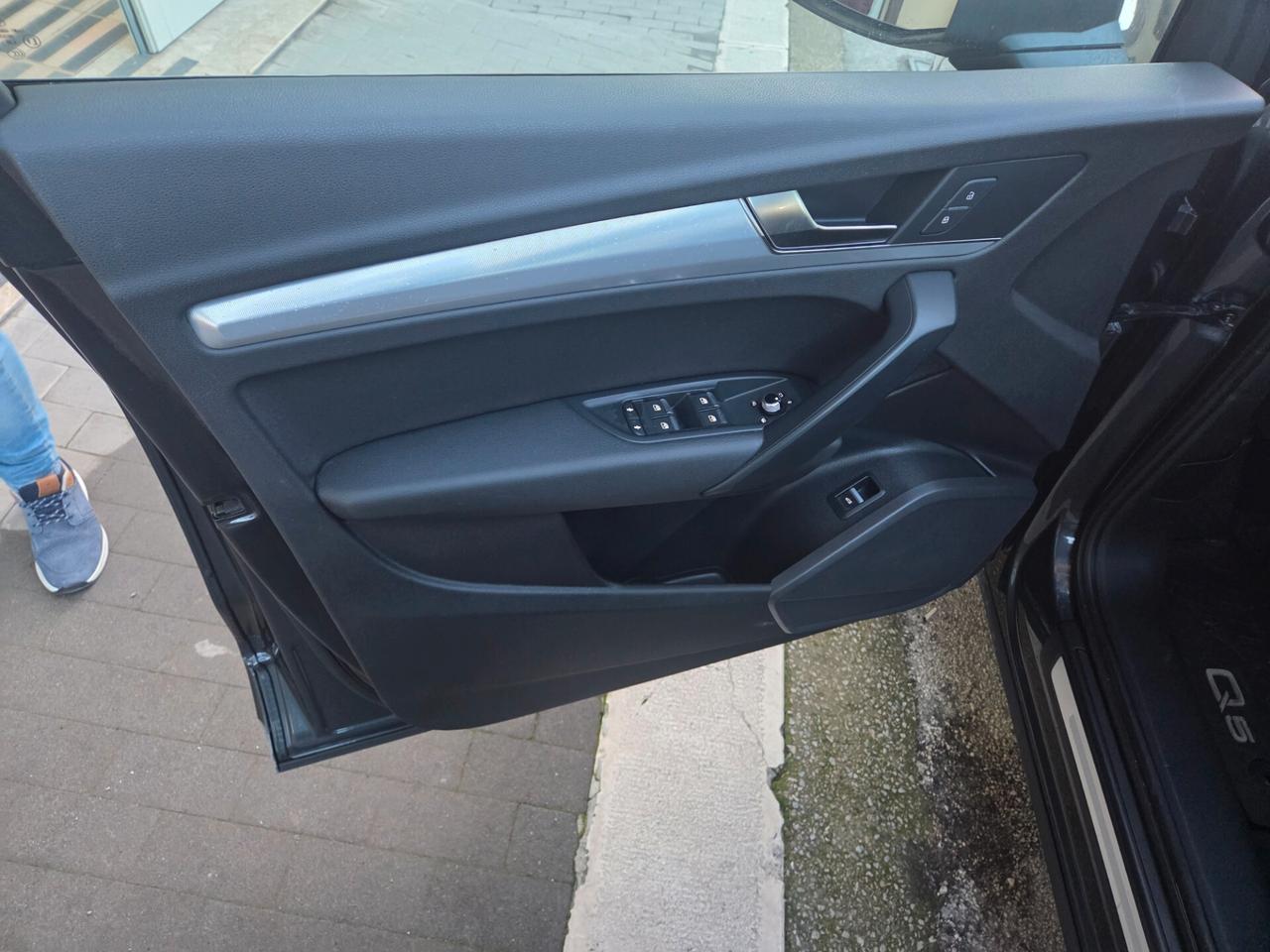 AUDI Q5 2.0 TDI 190 CV LED KM 130000 CERTIF AUDI